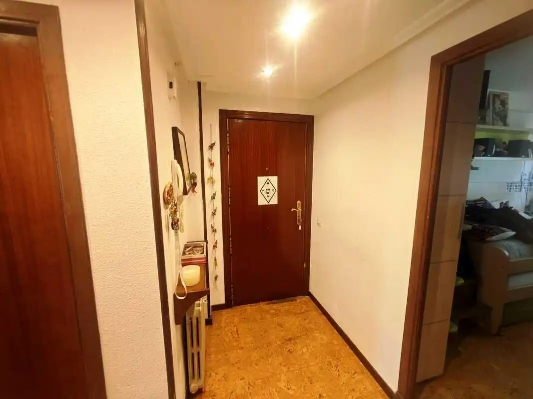 Flat for sale in Utebo  with Air Conditioner, Heating and Balcony