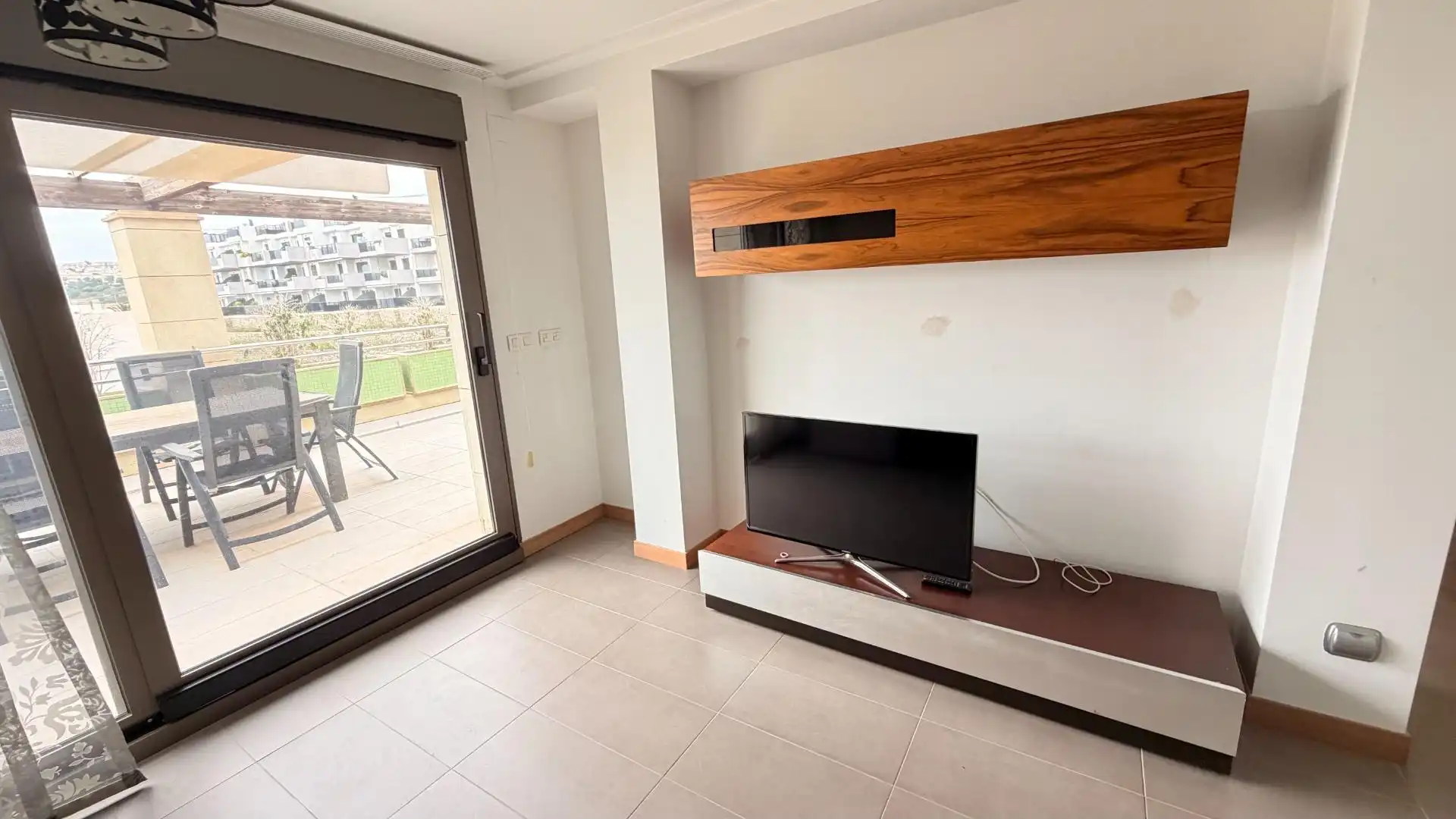 Living room of Apartments for sale in Elche / Elx  with Air Conditioner, Private garden and Terrace