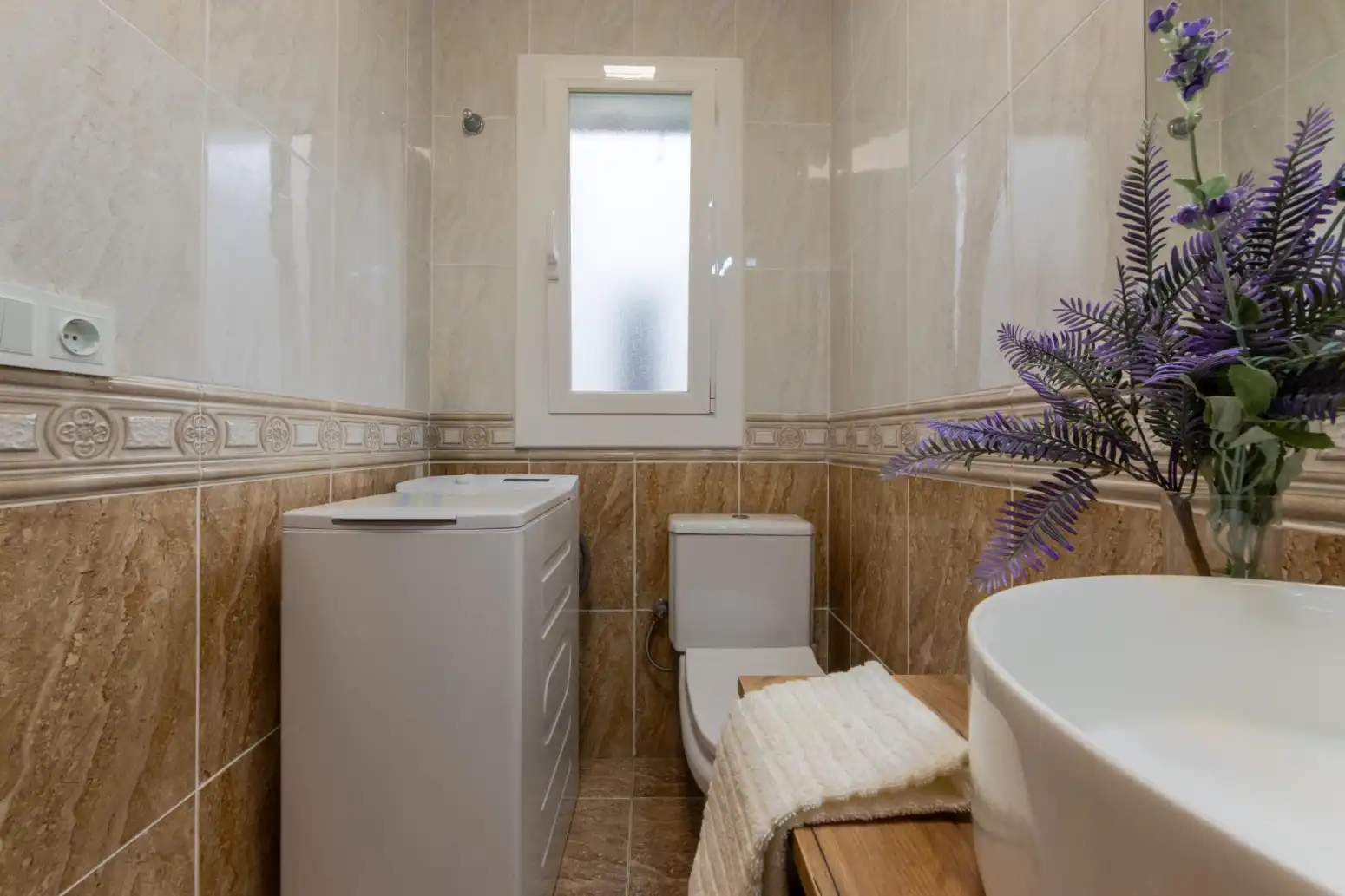 Baño de Piso en venta en Tarragona con Calefacción y Balcón