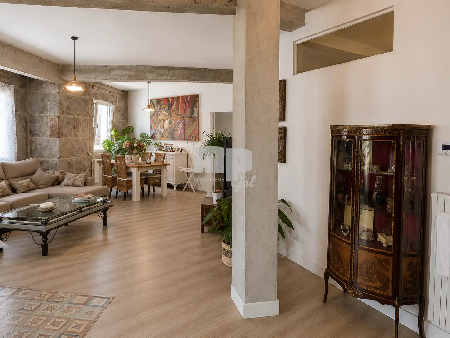 Sala de estar de Piso en venta en Vigo  con Calefacción, Terraza y Trastero