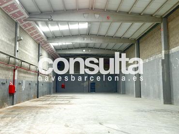 Industriegebäude zur Miete in Avinguda de la Marina 56e