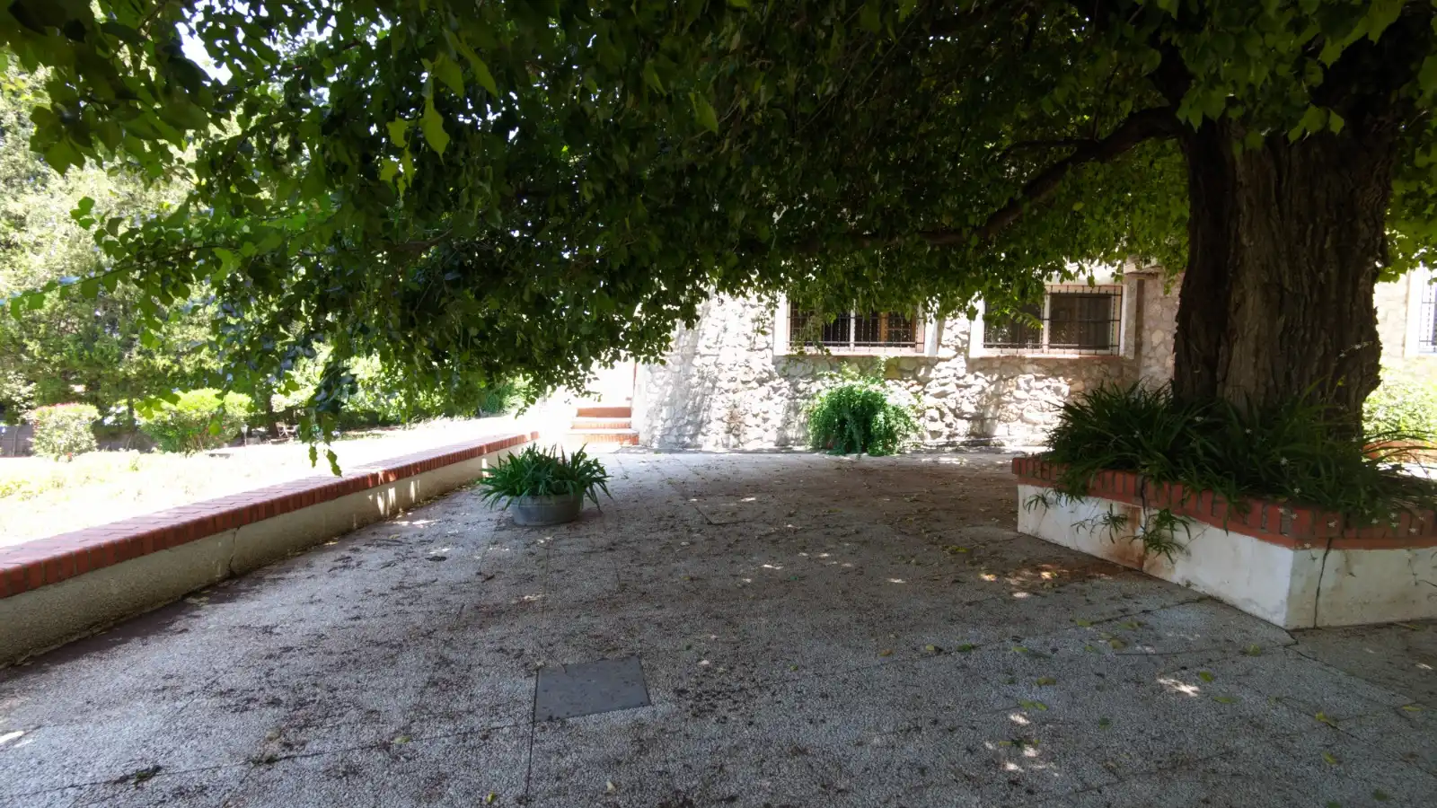 Jardí de Casa o xalet en venda en La Zubia amb Aire condicionat, Jardí privat i Traster