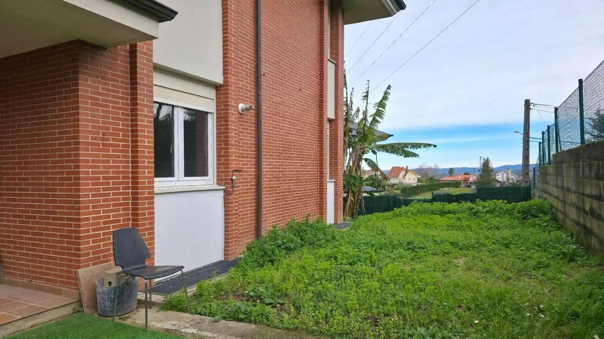 Vista exterior de Casa o xalet en venda en Camargo amb Calefacció