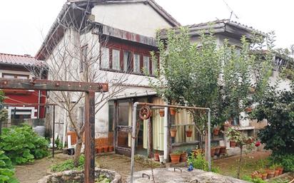 Exterior view of Single-family semi-detached for sale in Torrelavega   with Terrace