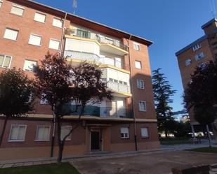 Exterior view of Flat for sale in Valladolid Capital  with Heating and Terrace