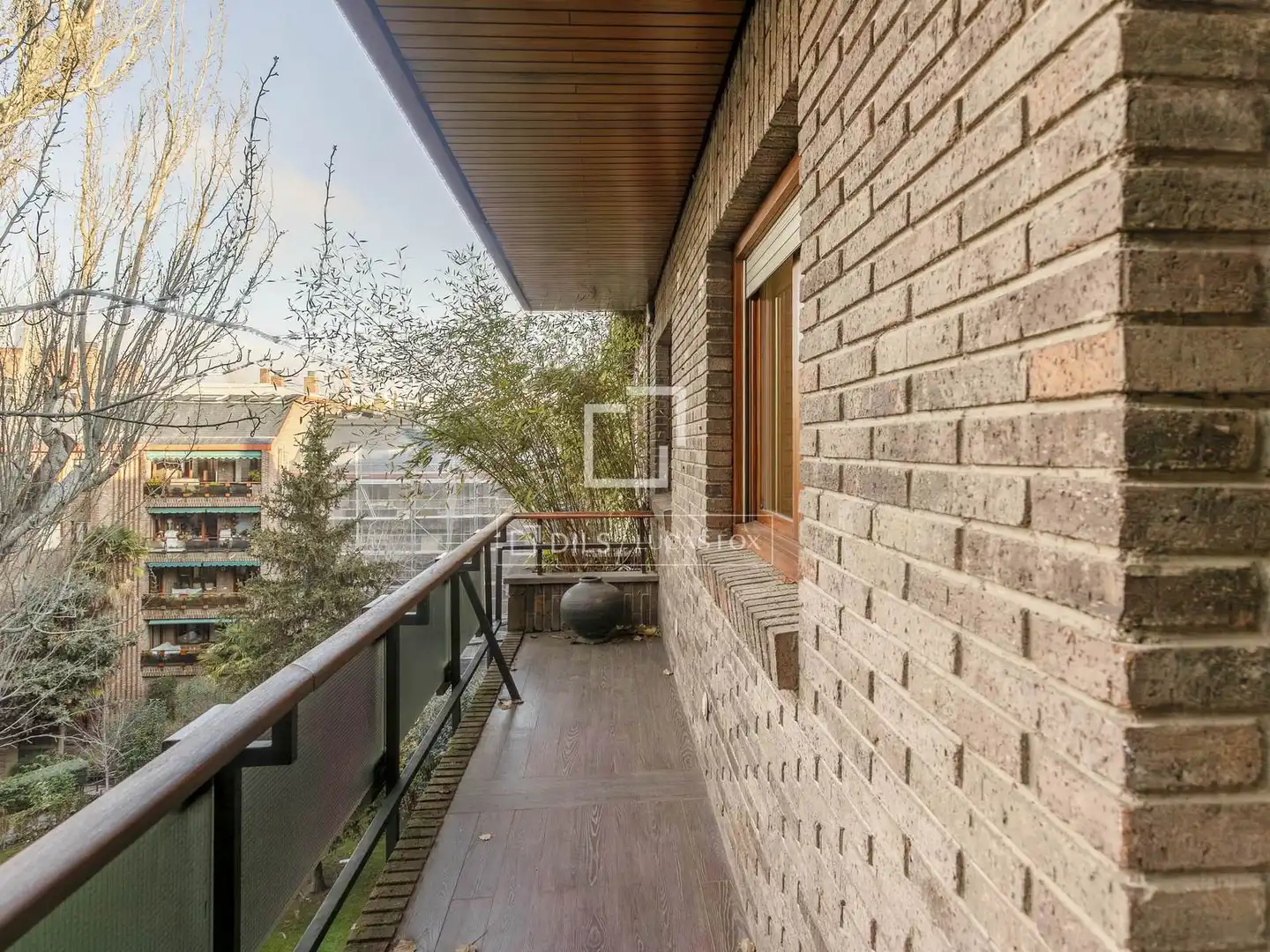 Balcony of Attic for rent in Madrid  with Air Conditioner, Heating and Private garden