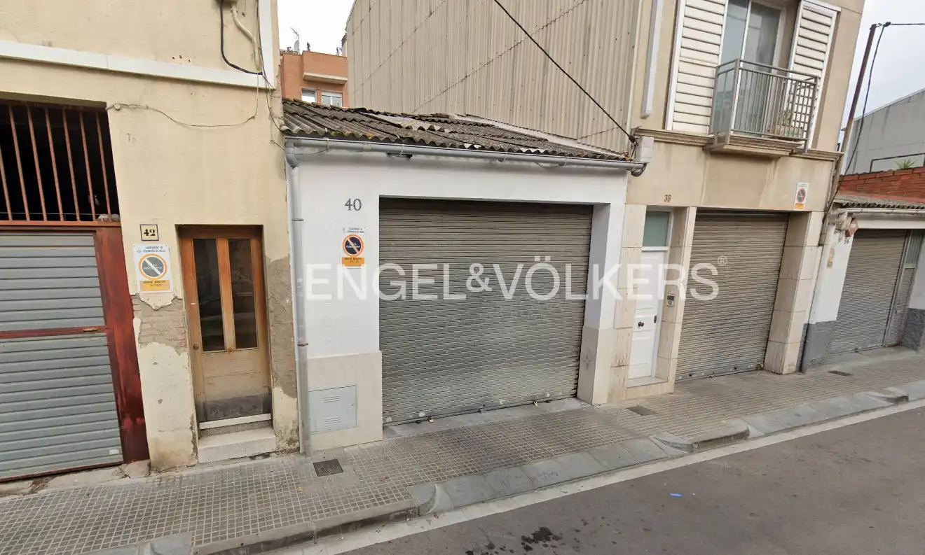 Vista exterior de Residencial en venda en Cerdanyola del Vallès