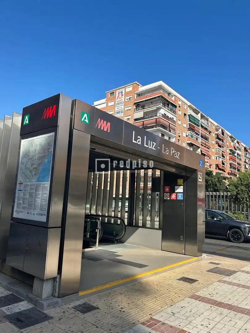 Vista exterior de Piso en venta en Carretera de Cádiz