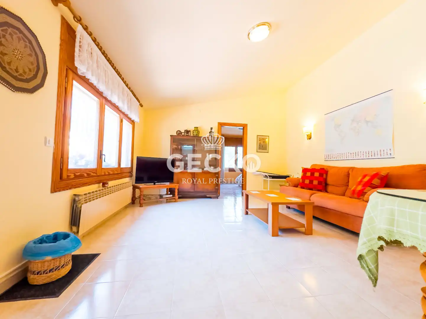 Sala d'estar de Casa o xalet en venda en Lloret de Mar amb Calefacció, Jardí privat i Terrassa