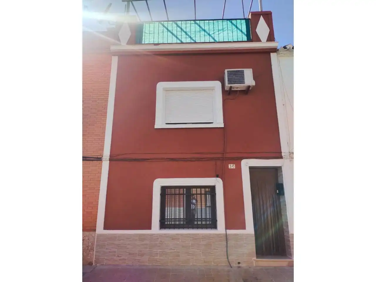Außenansicht von Wohnung zum Verkauf in Manzanares mit Klimaanlage, Heizung und Parkett