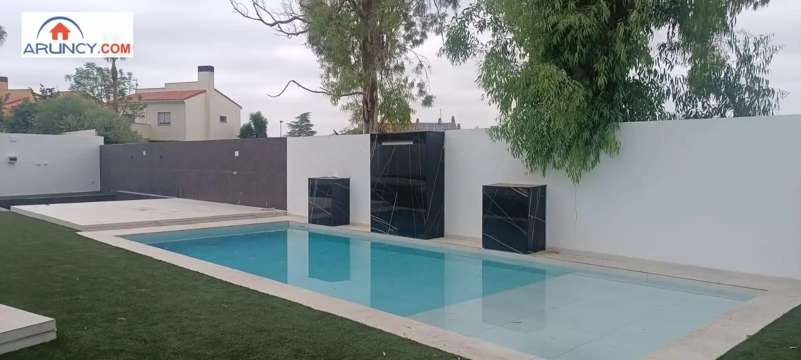 Piscina de Casa o xalet de lloguer en Montequinto amb Aire condicionat, Jardí privat i Piscina