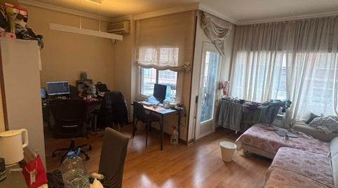 Foto 2 de Piso en venta en Sants-Badal,  Barcelona Capital