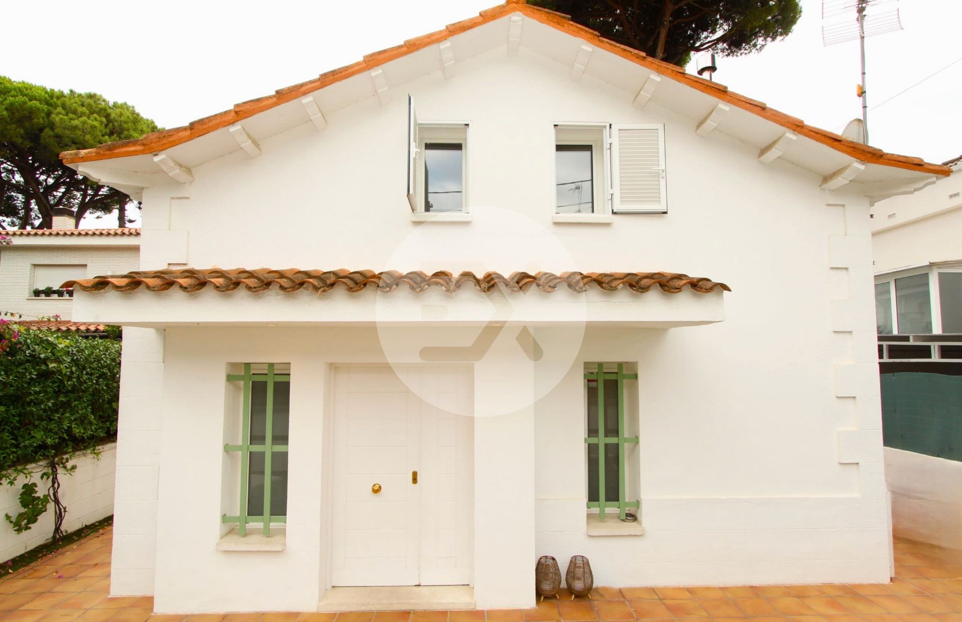 Exterior view of House or chalet for sale in Castelldefels  with Air Conditioner, Heating and Parquet flooring