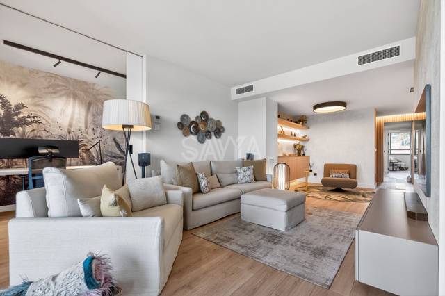 Piso en Venta en Abadessa Maria Lluisa Dalmau en Can Girona - Terramar - Vinyet