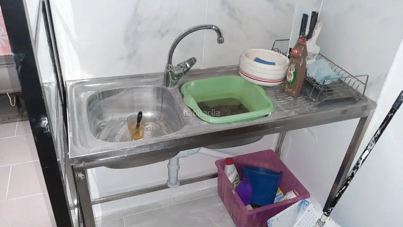Gewerbefläche zur Miete in Carrer Ponent 24, imagen 5