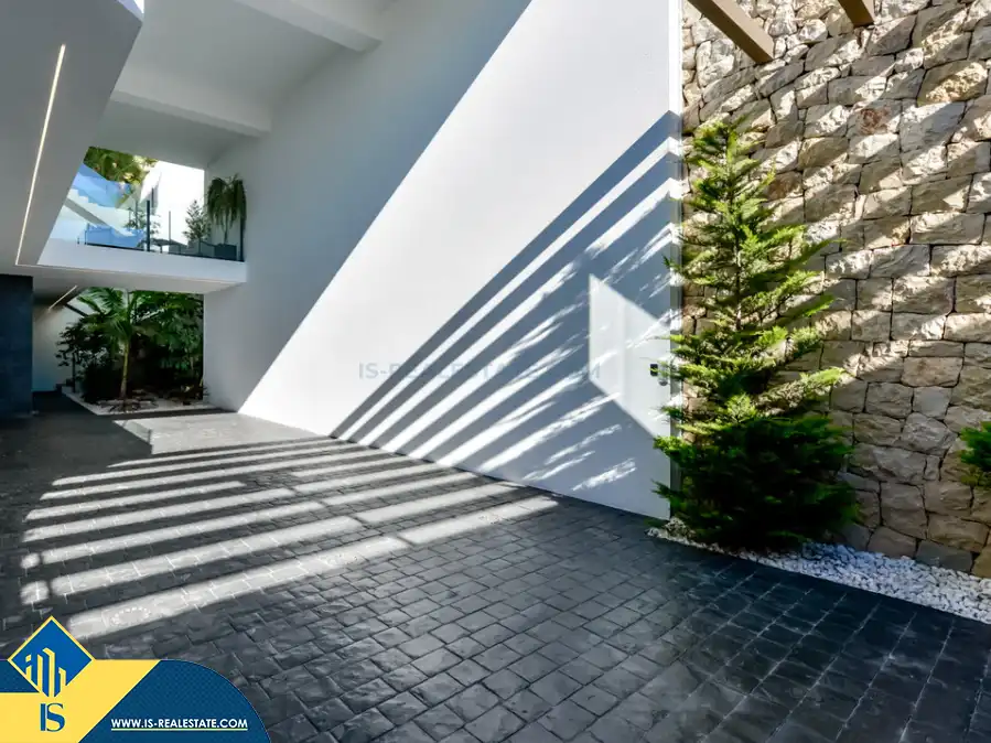 Casa con piscina en venta en Golf Bahía, imagen 11