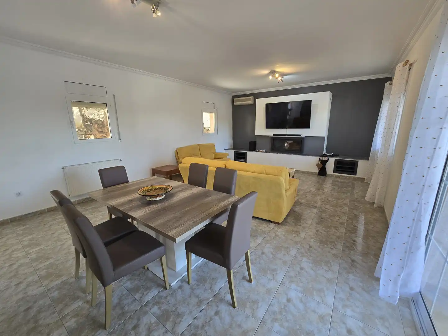 Living room of Houses for sale in Pau  with Air Conditioner, Heating and Private garden