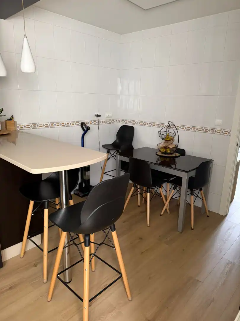 Esszimmer von Wohnung zum Verkauf in A Coruña Capital  mit Heizung, Abstellraum und Möbliert