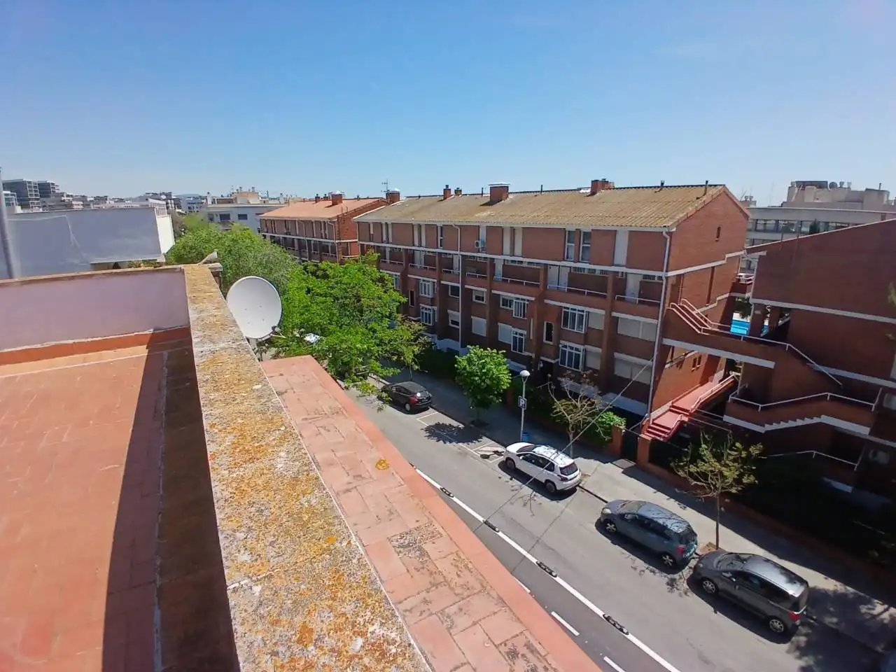 Exterior view of Apartments for sale in Vilanova i la Geltrú  with Air Conditioner and Parquet flooring