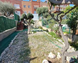 Jardí de Casa adosada en venda en Mataró amb Jardí privat, Terrassa i Balcó