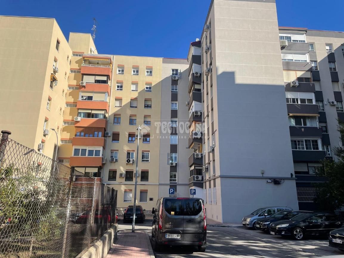 Vista exterior de Piso en venta en Móstoles