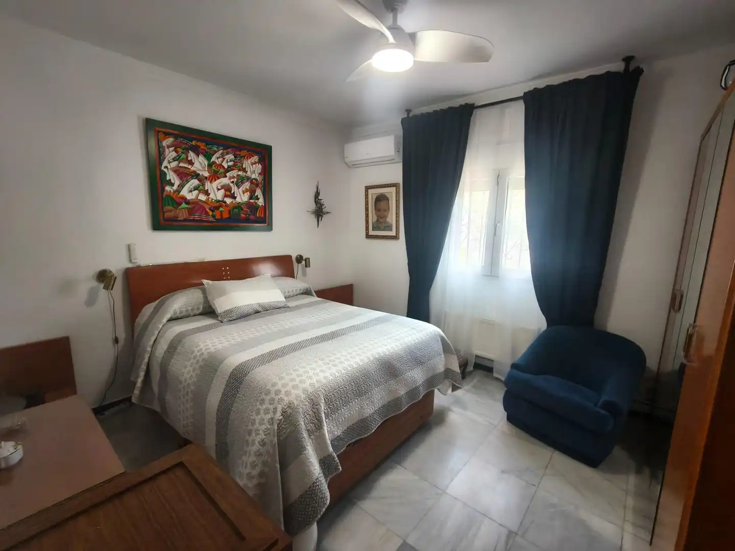Bedroom of Houses for sale in Chiclana de la Frontera  with Air Conditioner, Swimming Pool and Alarm