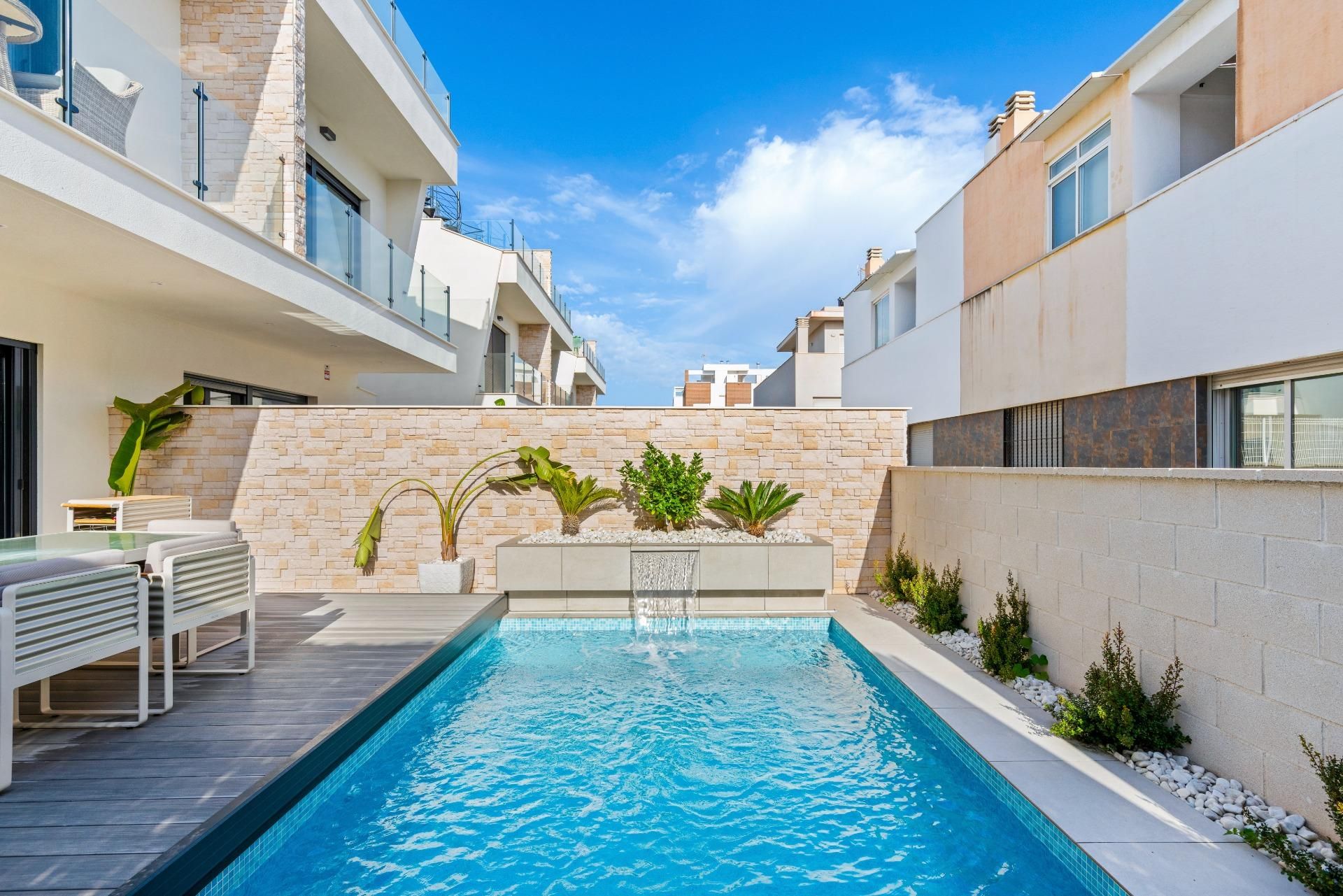 Swimming pool of House or chalet for sale in Guardamar del Segura  with Heating, Private garden and Terrace