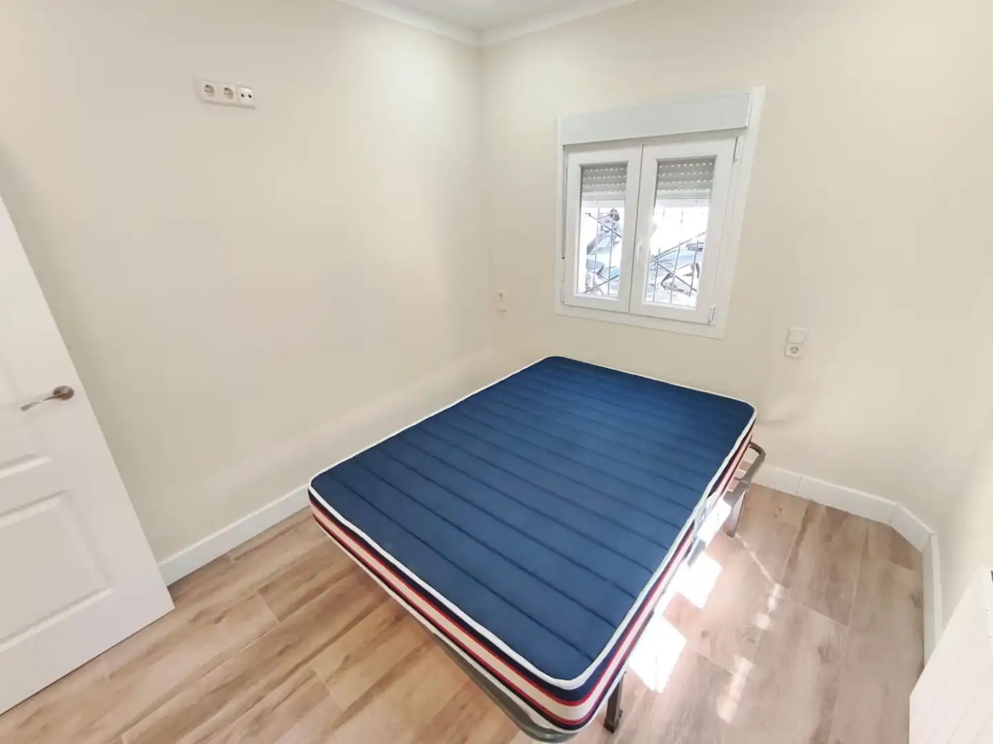 Bedroom of Flat for rent in Madrid  with Heating and Furnished