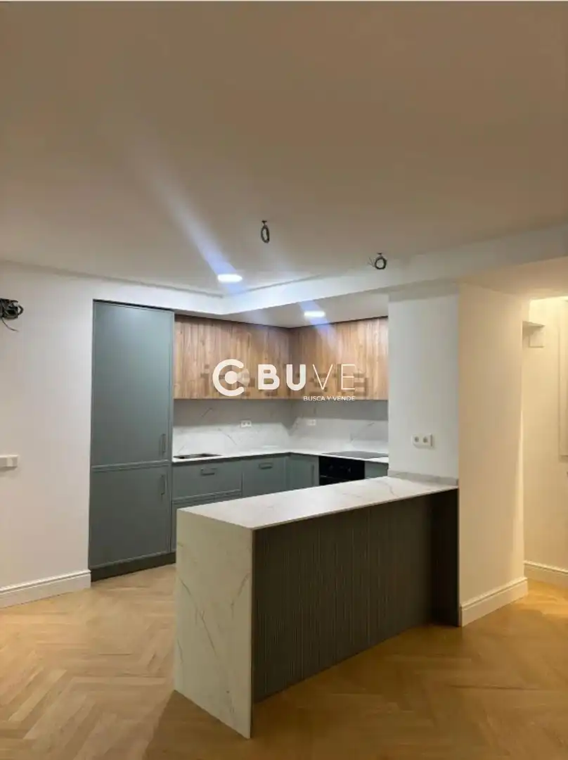 Kitchen of Flat for sale in Madrid  with Air Conditioner, Heating and Parquet flooring