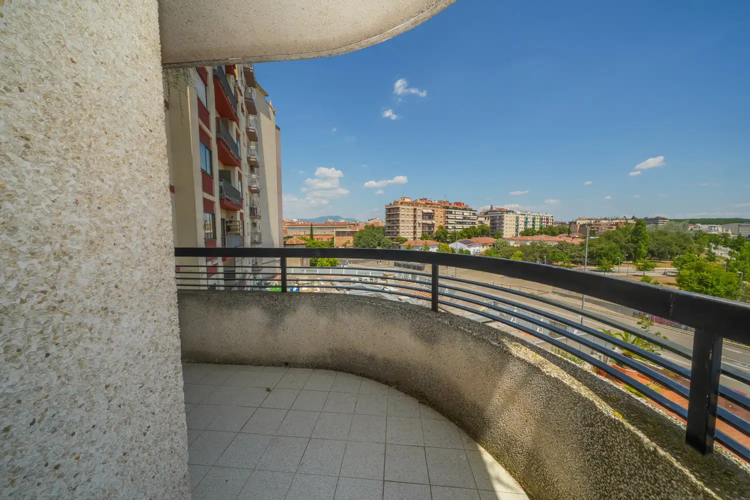 Terraza de Piso en venta en Girona con Calefacción, Parquet y Terraza