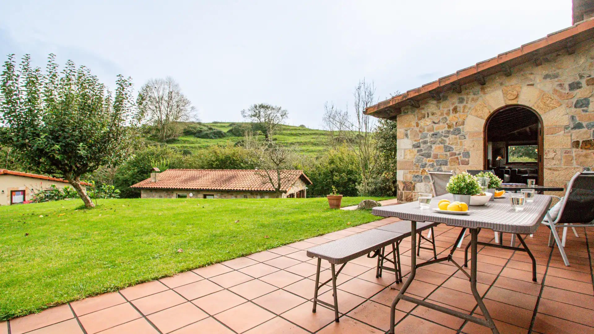 Terraza de Casa o chalet en venta en Villafufre con Jardín privado y Amueblado