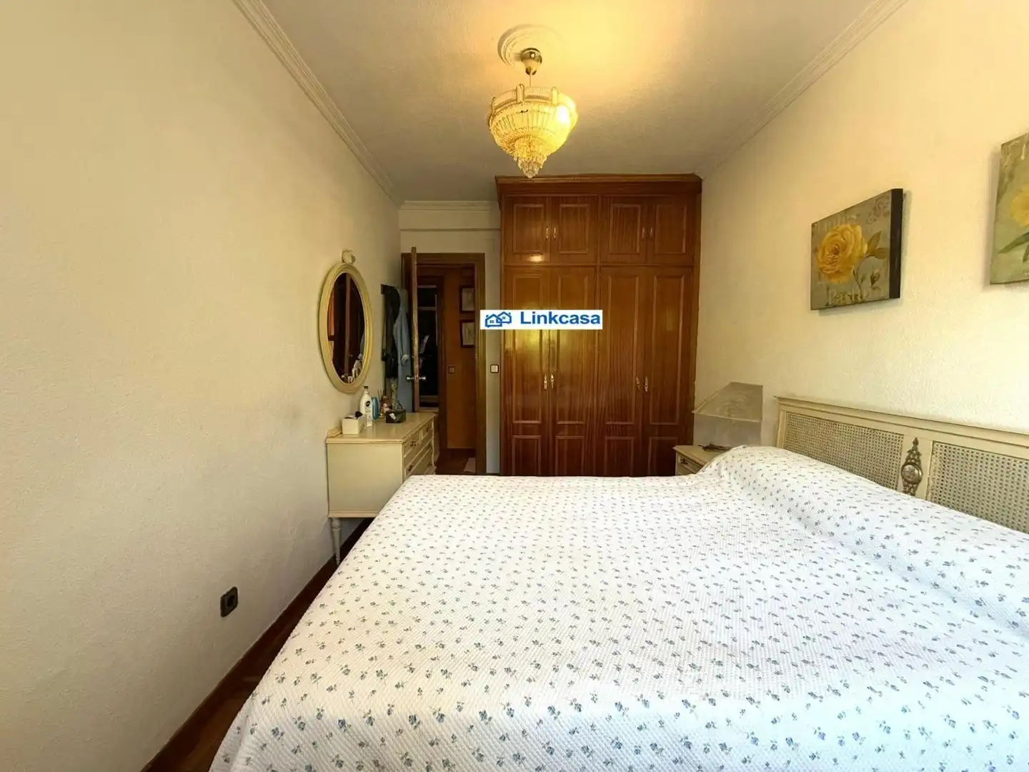 Habitación de Piso en venta en Madrid con Calefacción, Terraza y Alarma