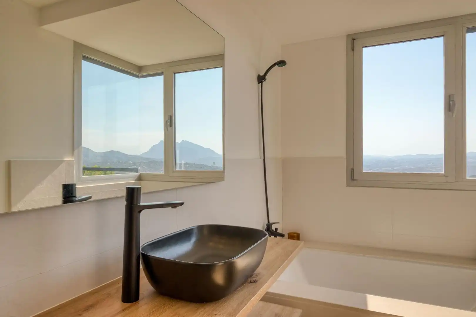 Baño de Casa o chalet en venta en Ullastrell con Aire acondicionado, Calefacción y Jardín privado