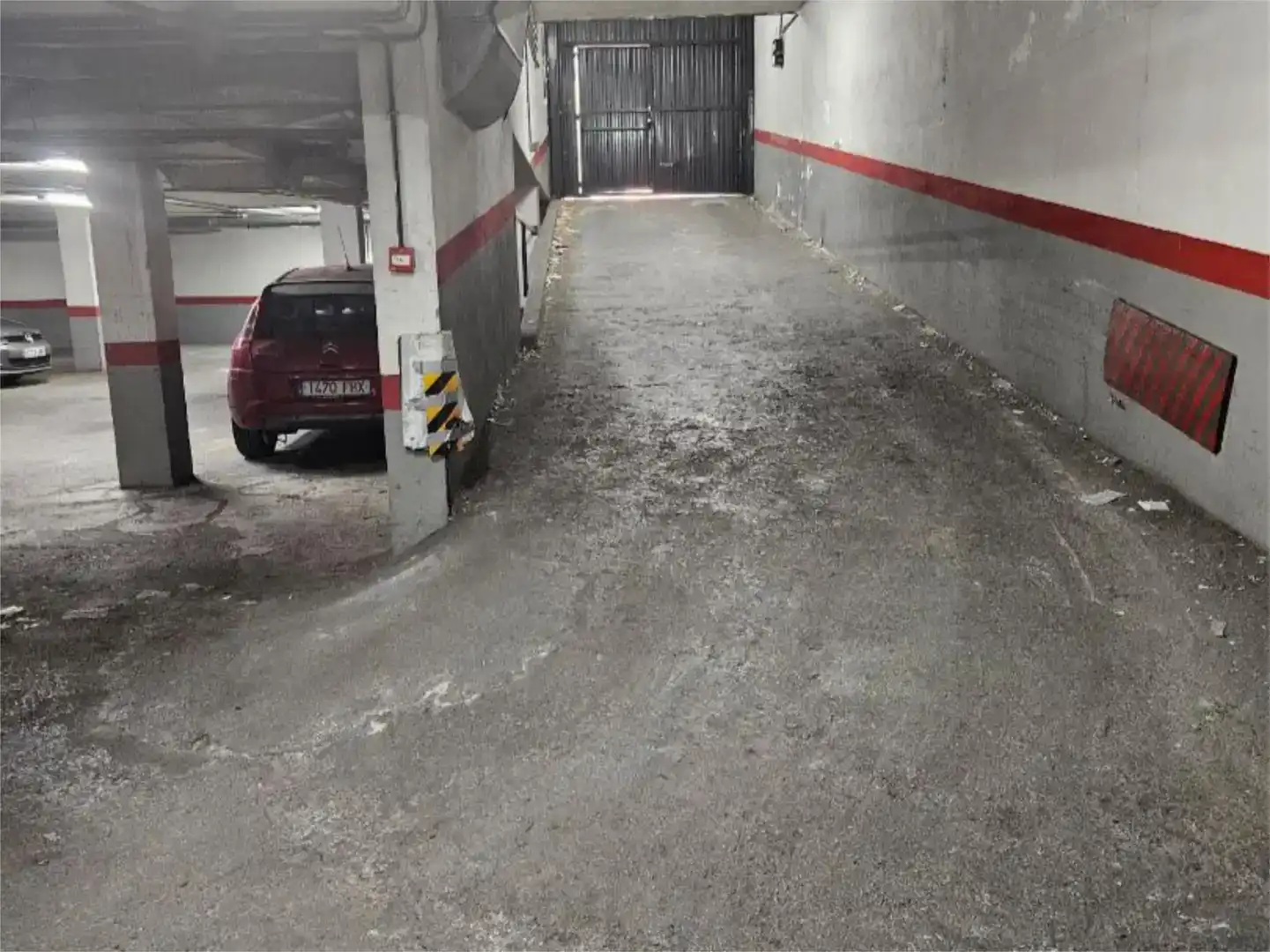 Parking of Garage for sale in San José - Buenos Aires