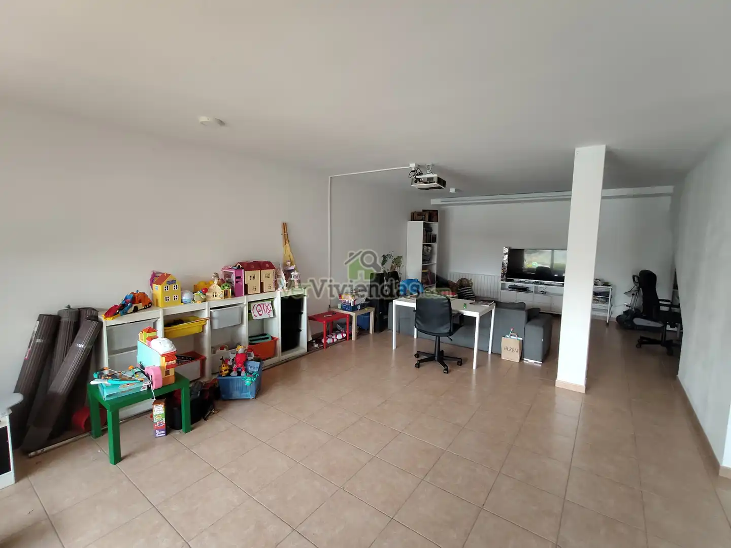 Casa adosada en venda en Castellar del Vallès amb Calefacció, Jardí privat i Terrassa