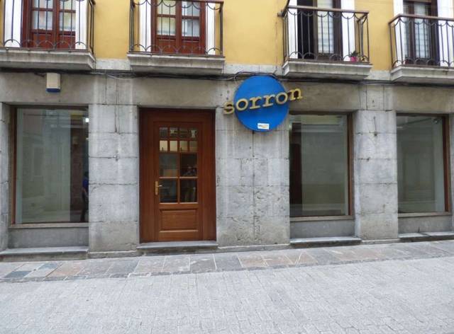 Local comercial en Alquiler en Korreo Kalea en Tolosa