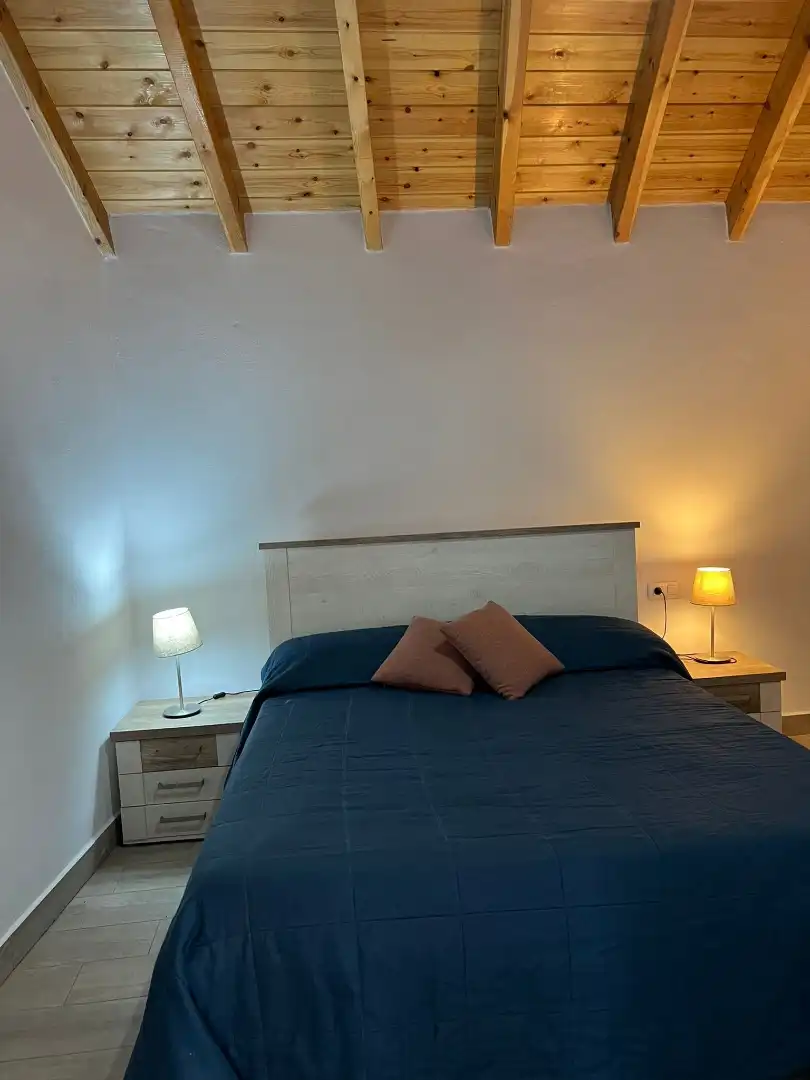 Dormitori de Casa adosada en venda en Guía de Isora amb Jardí privat i Terrassa