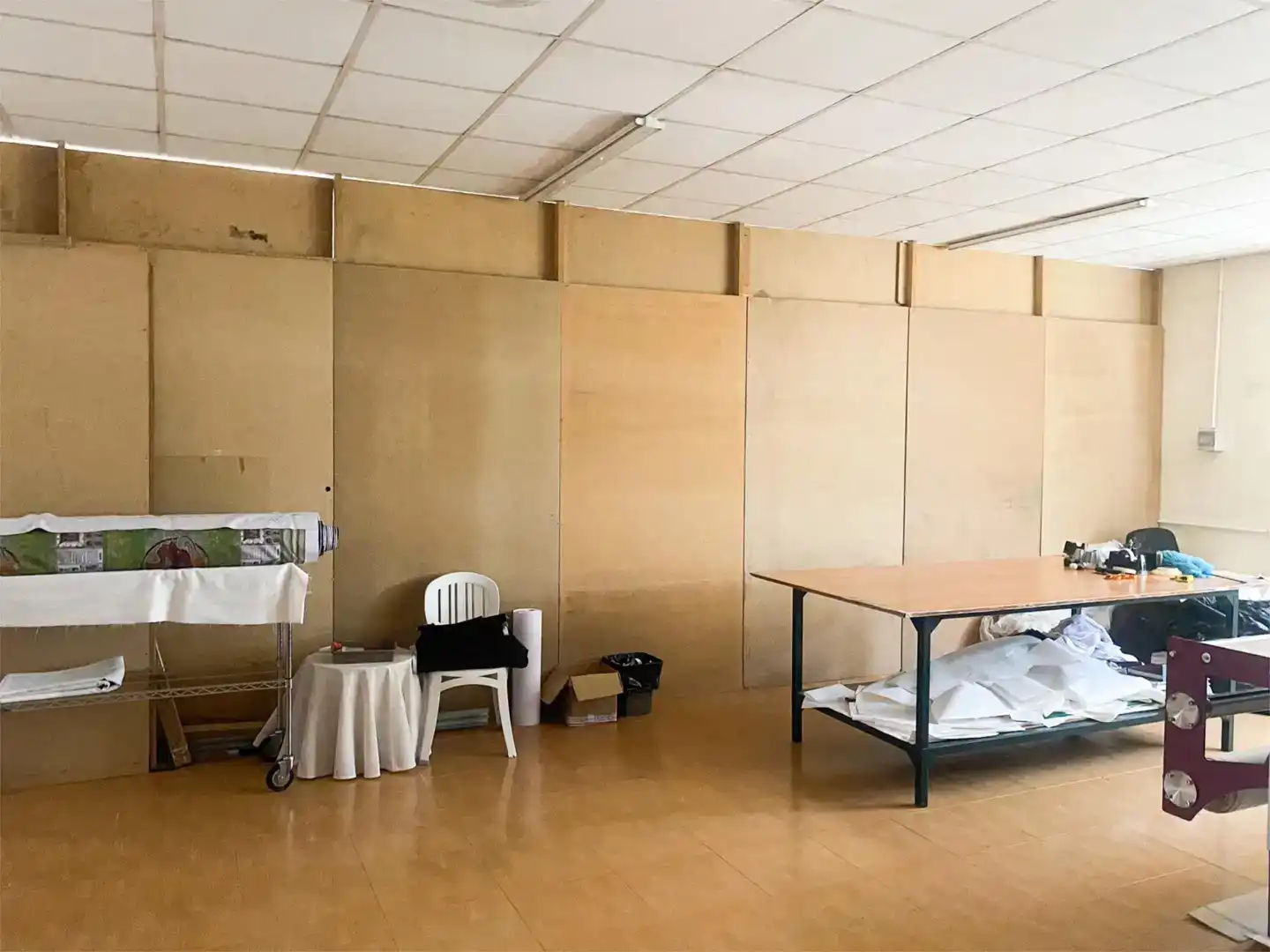 Menjador de Nau industrial en venda en Centre - Zona Alta  