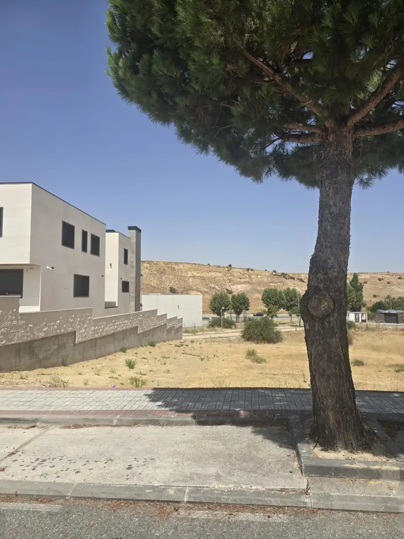 Terreny residencial en venda a La Lastrilla, imagen 7