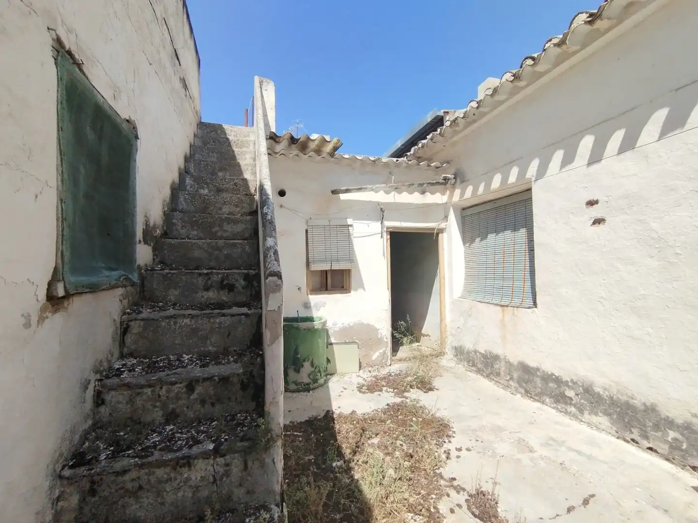 Exterior view of Houses for sale in Tomelloso
