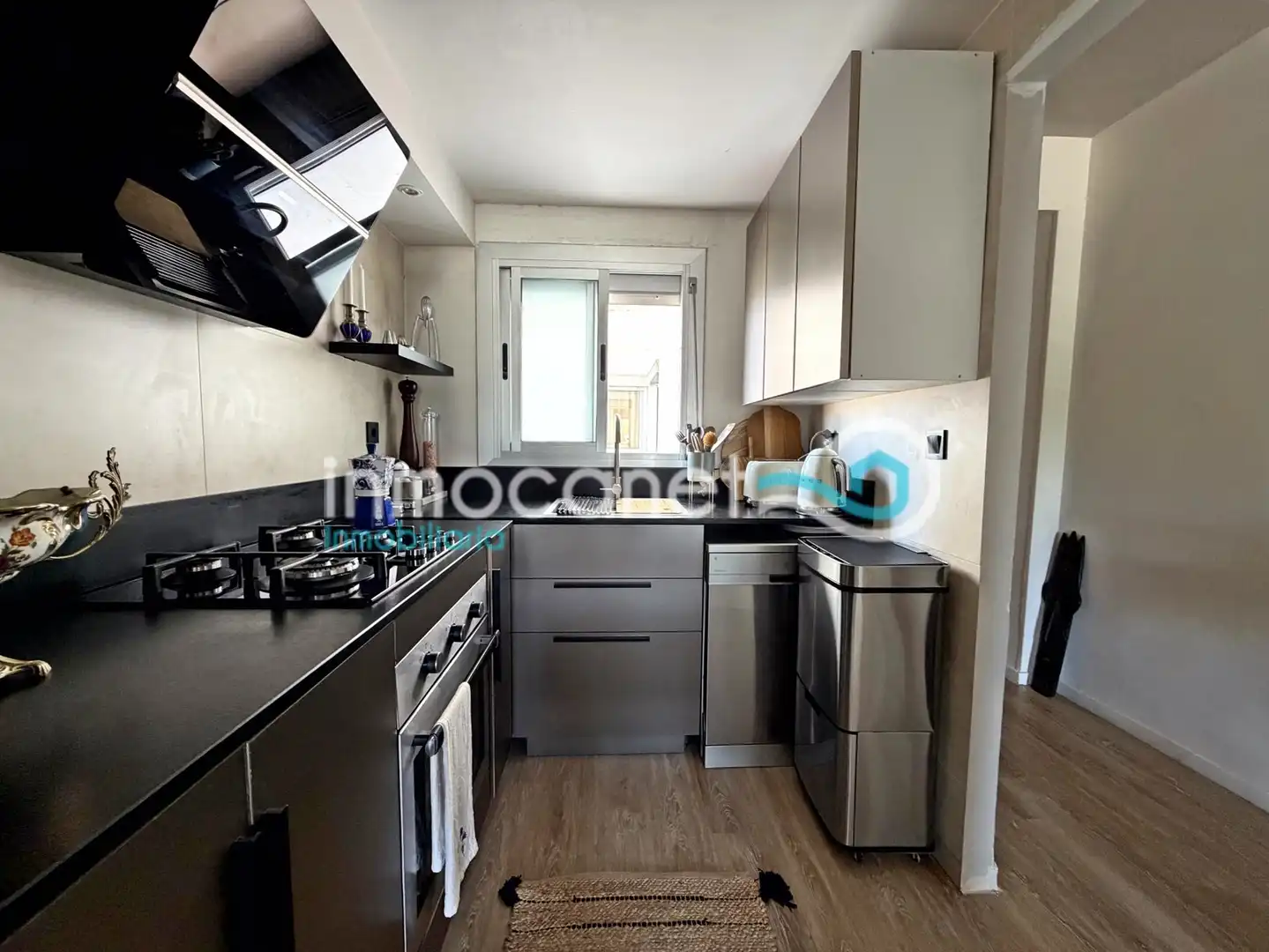 Kitchen of Apartments for sale in Oliva  with Air Conditioner and Balcony