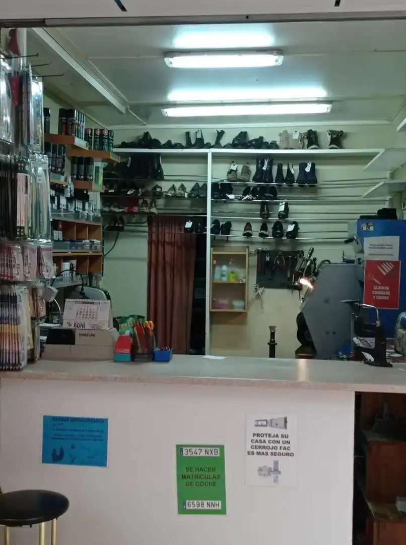 Local en venda en Móstoles amb Aire condicionat