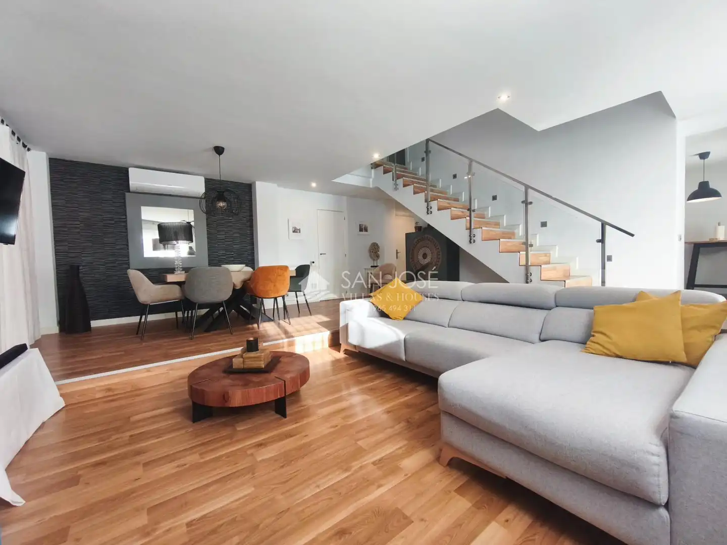 Houses for sale in Aspe, Alicante