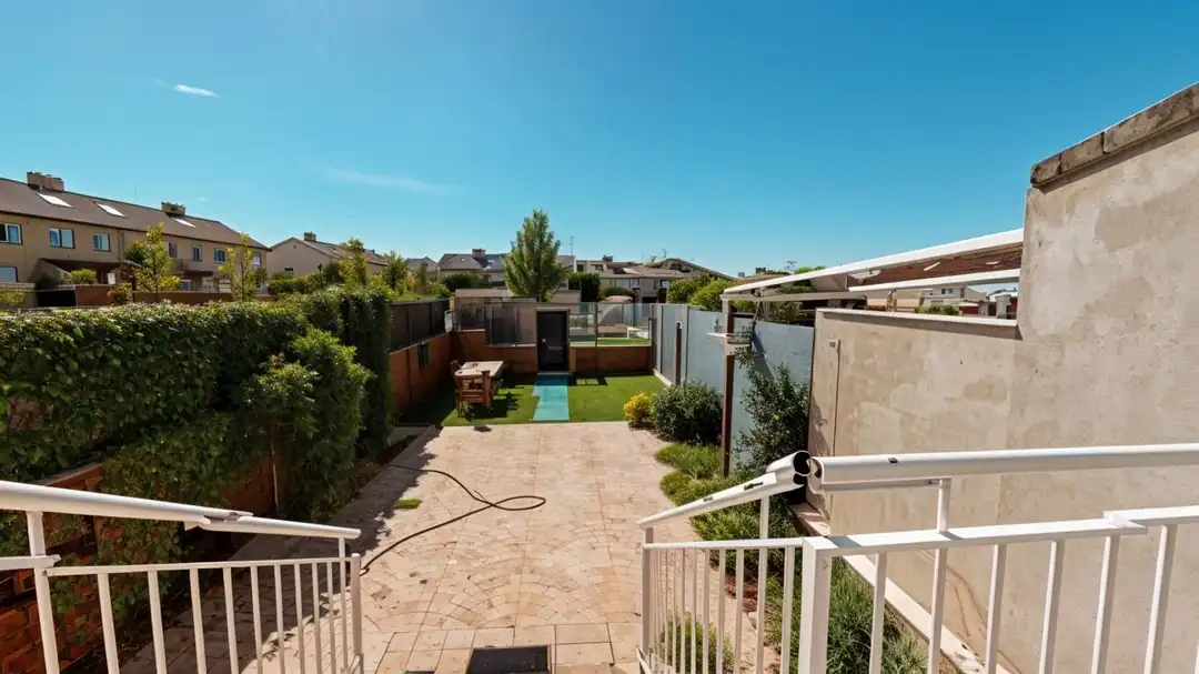 Jardí de Casa o xalet en venda en Cobeña amb Aire condicionat, Calefacció i Terrassa