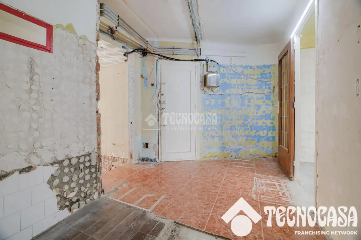 Local en venta en Badalona
