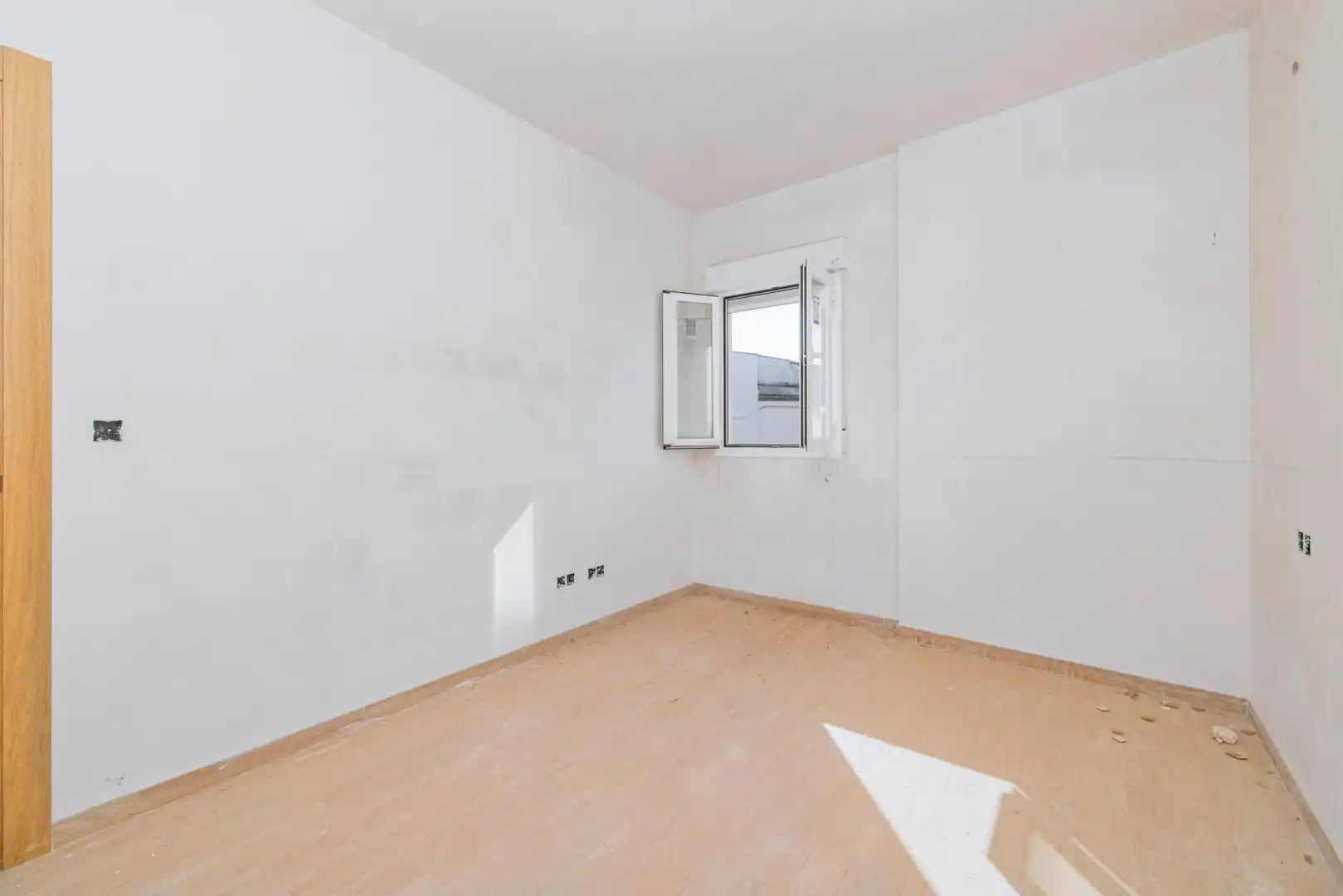 Habitación de Edificio en venta en Moraleda de Zafayona
