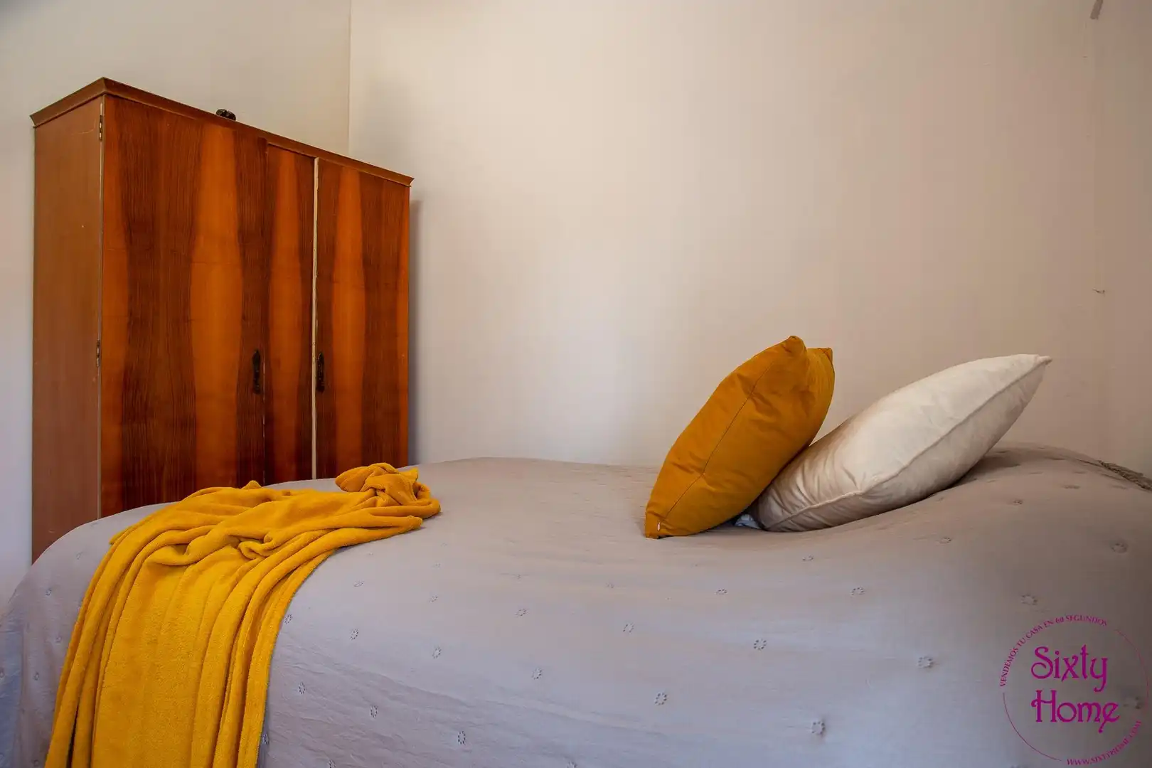 Bedroom of Houses for sale in Jaca  with Parquet flooring and Balcony