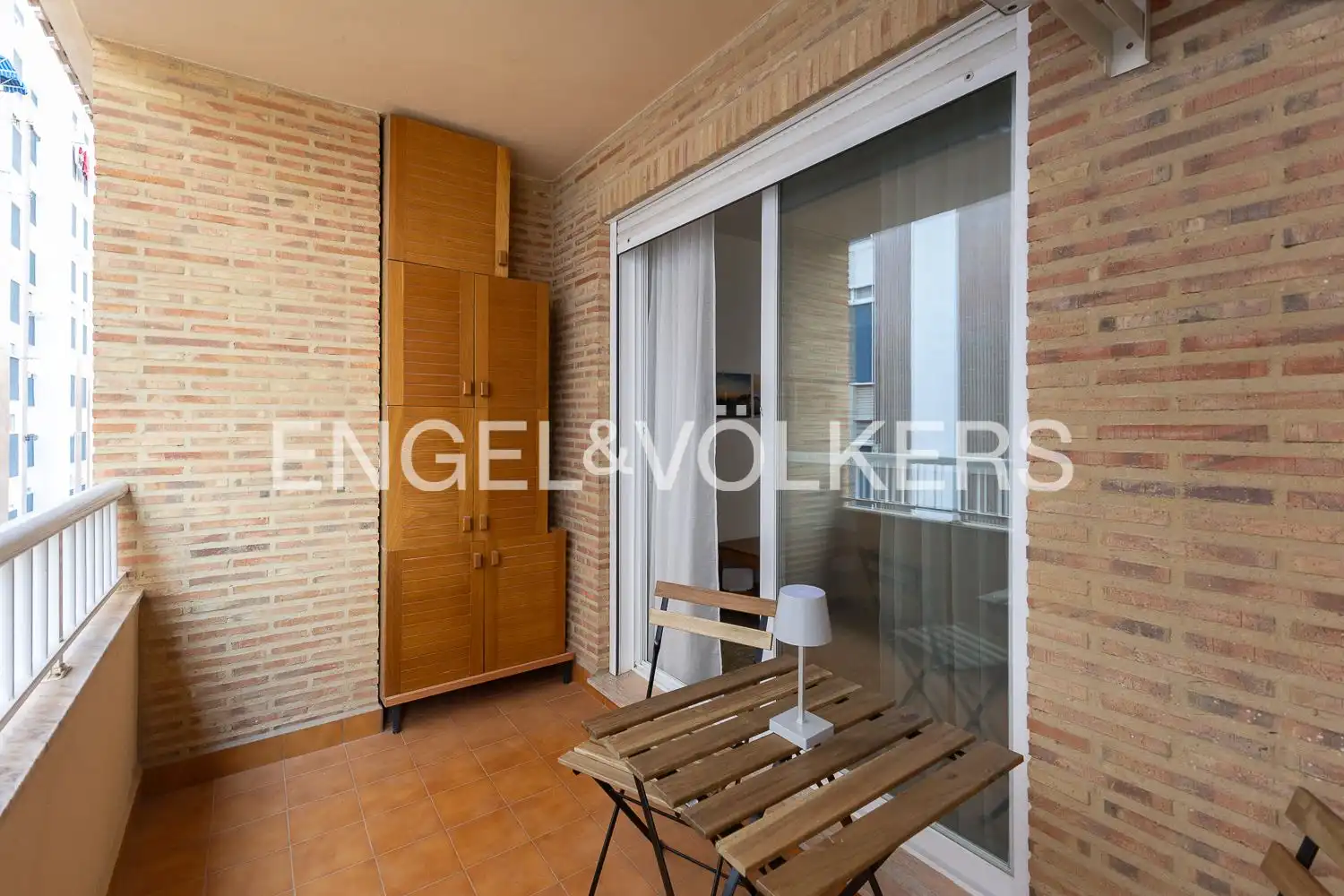 Terraza de Piso de alquiler en Sagunto / Sagunt con Aire acondicionado, Calefacción y Parquet