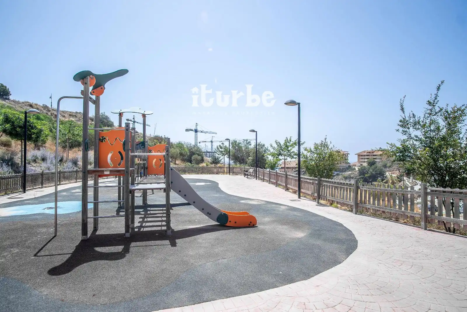 Flat with pool to rent in Avenida de Fuengirola, imagen 39