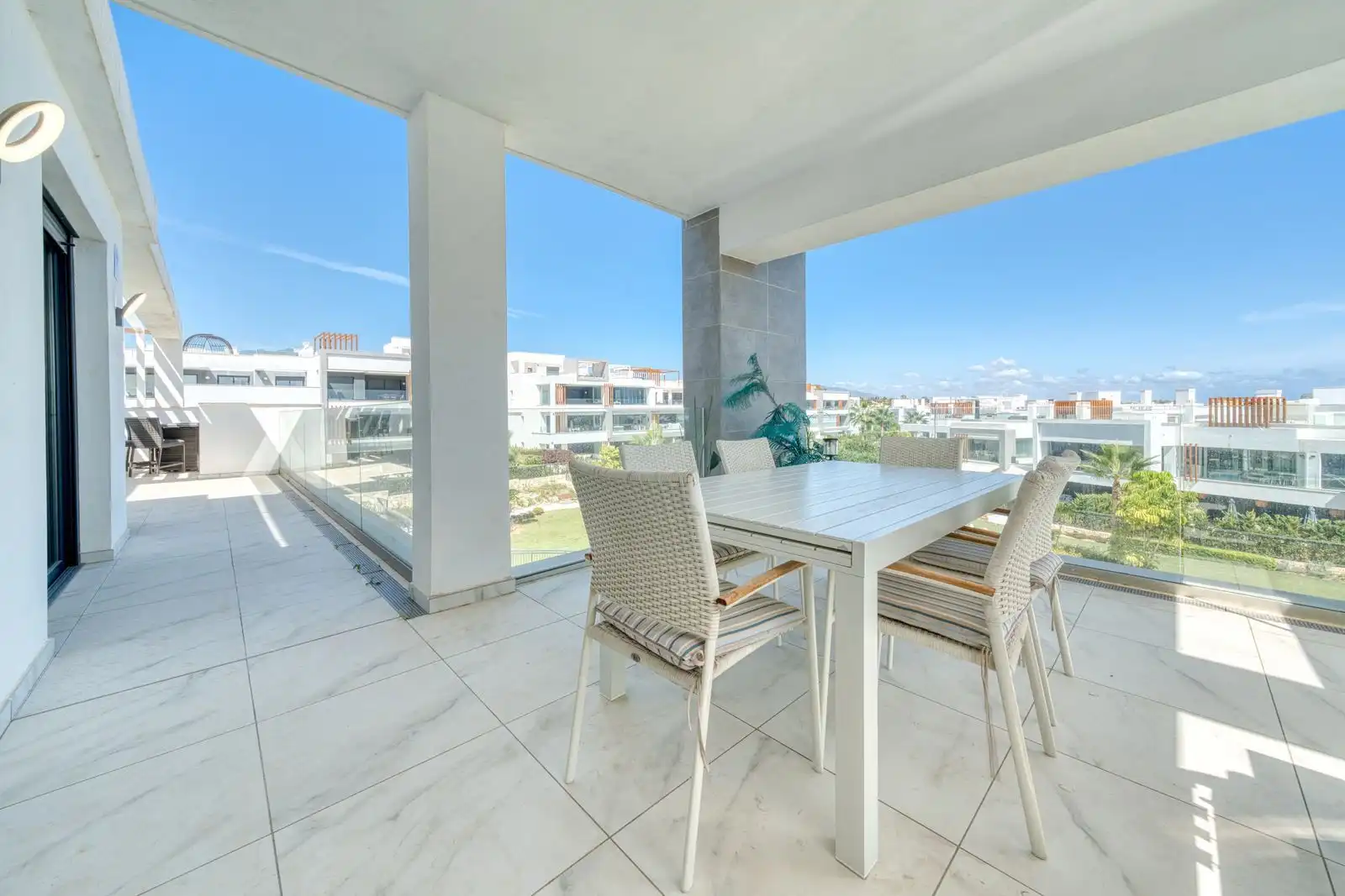 Terraza de Ático de alquiler en Estepona con Aire acondicionado, Terraza y Amueblado